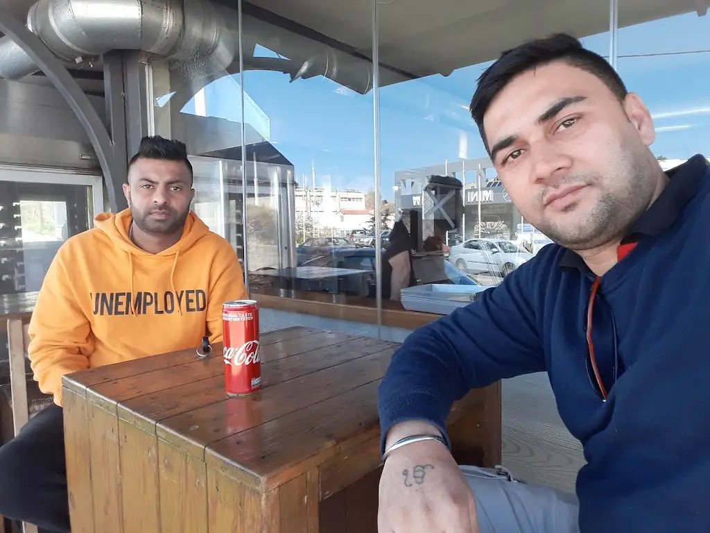 Jarry Parmar_Posto Κεμπάπ_Kryonéri_Bewertung