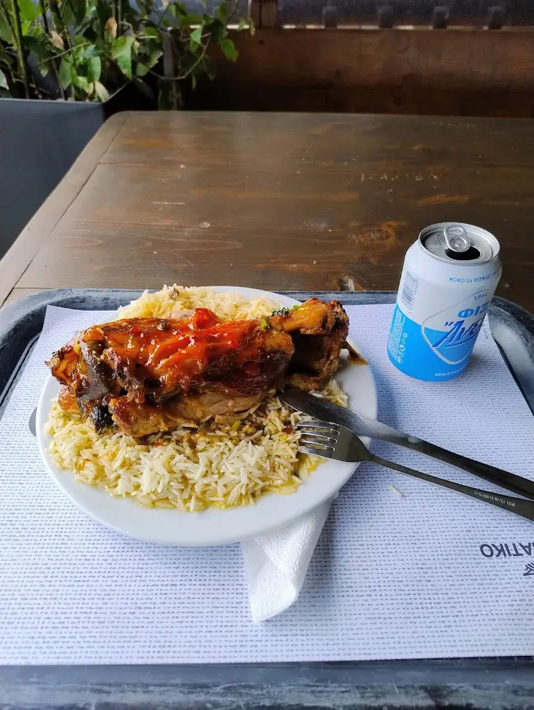 Andor Murberg_ΧΩΡΙΑΤΙΚΟ-BURGERTOWN_Kryonéri_Bewertung