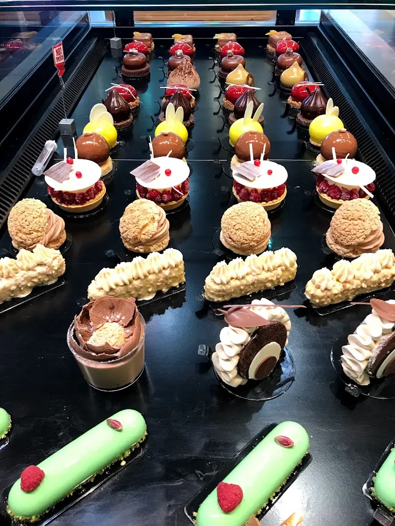 ΧΩΡΙΑΤΙΚΟ-BURGERTOWN_Kryonéri_slider_image_3