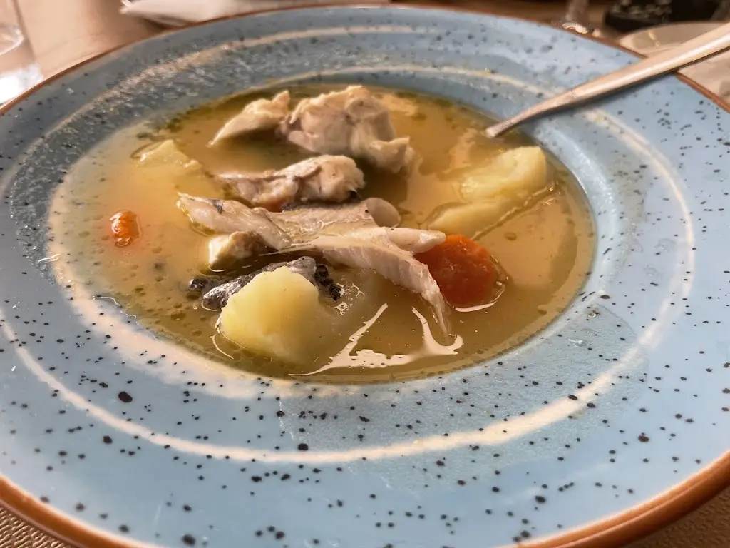 Adrian Stanescu_The Port_Lávrio_Bewertung