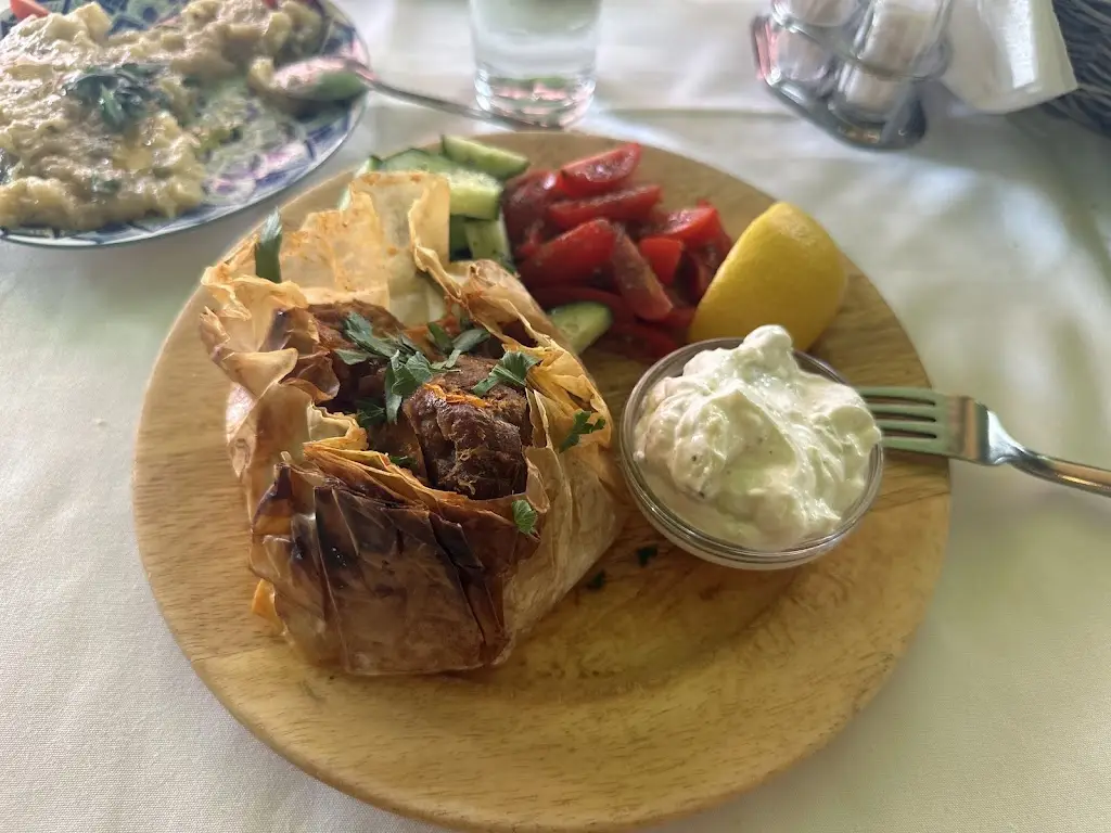 Ec Dong_Pezodromos_Lávrio_review