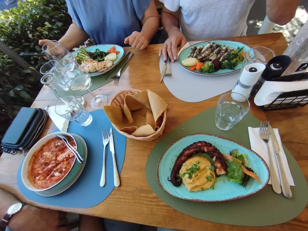 Menü_Artemis Tavern Lavrio Sounio_Lávrio_Bild_5