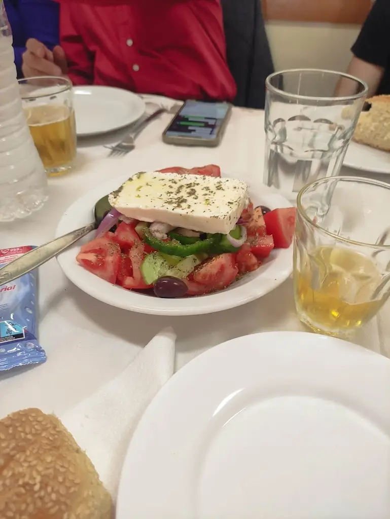 Menu_O Veloudos_Lávrio_imagen_5