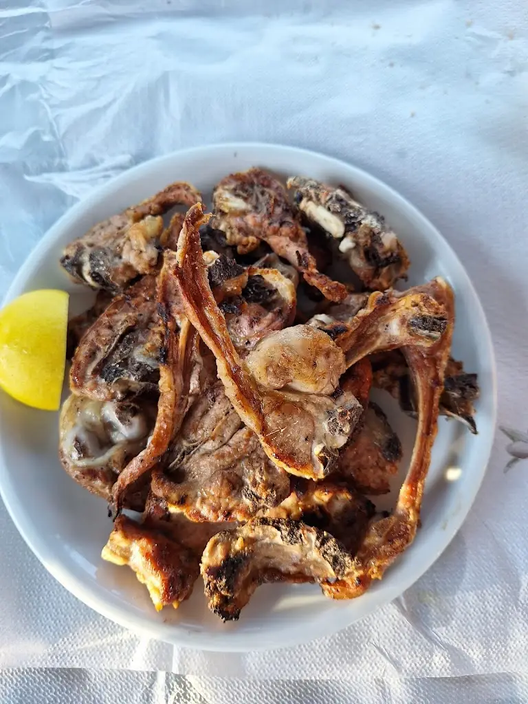 Menu_O Veloudos_Lávrio_imagen_9