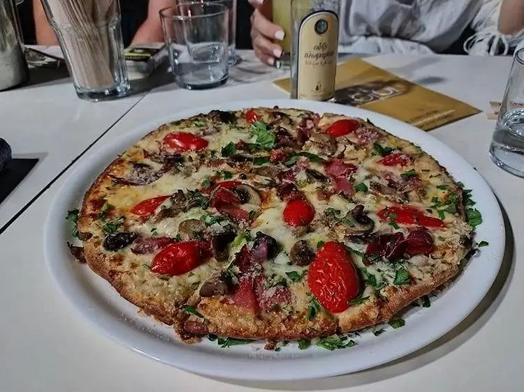 Roloi Cafe Bar Restaurant_Lávrio_slider_image_3