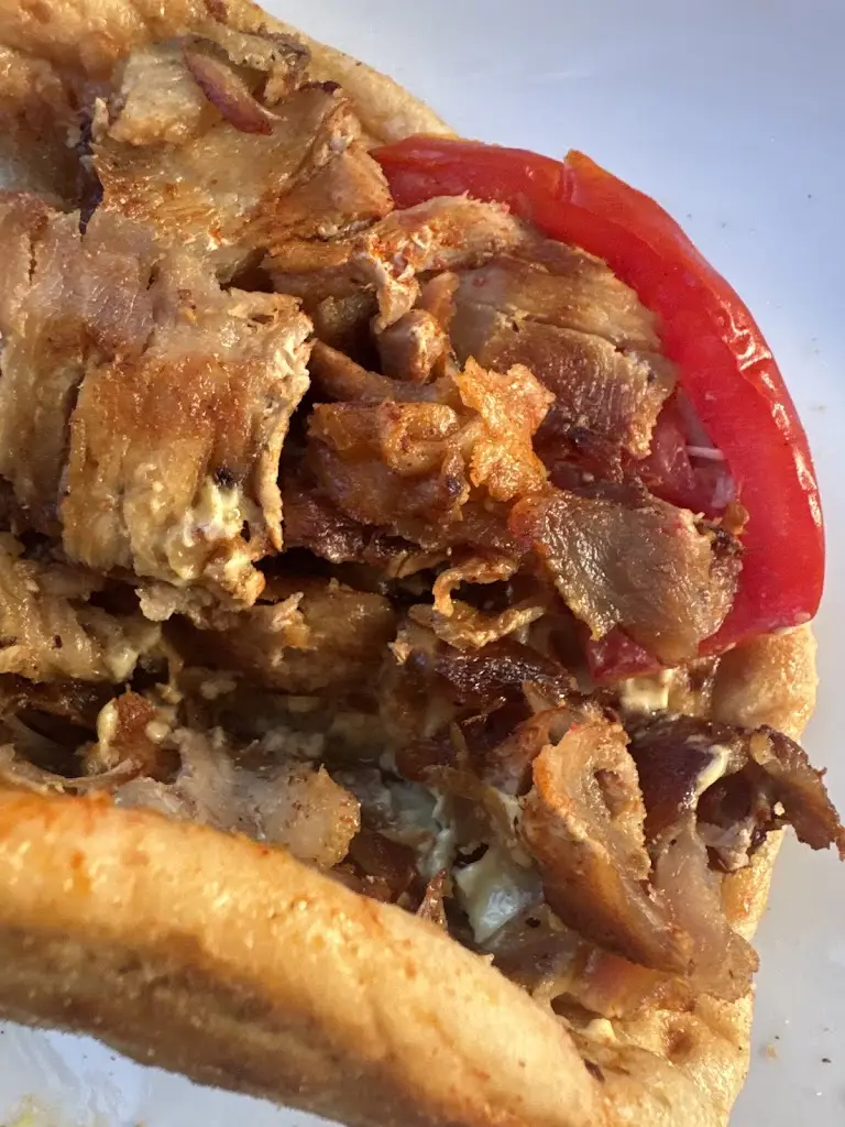 DONT STOP_ΨΗΤΟΠΩΛΕΙΟ ΚΟΝΤΟΣ_Lávrio_avis