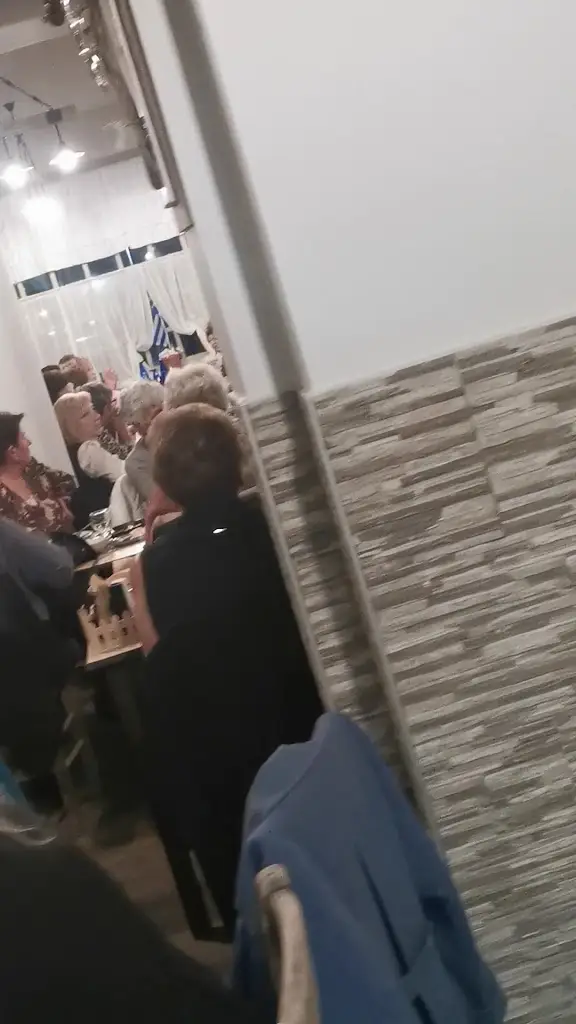 Mimoza cafe bar restaurant_Lávrio_slider_image_2