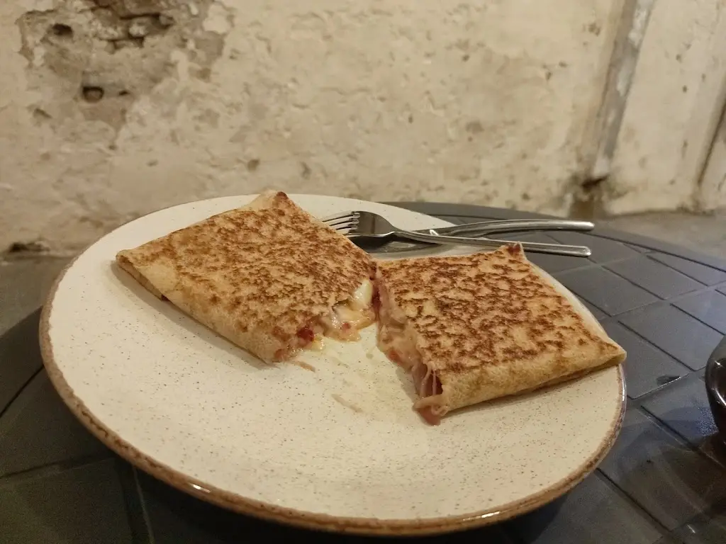 D'Alesius_Kýthira_slider_image_3