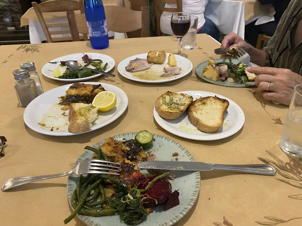 Greta Parker_Pierros_Kýthira_Bewertung