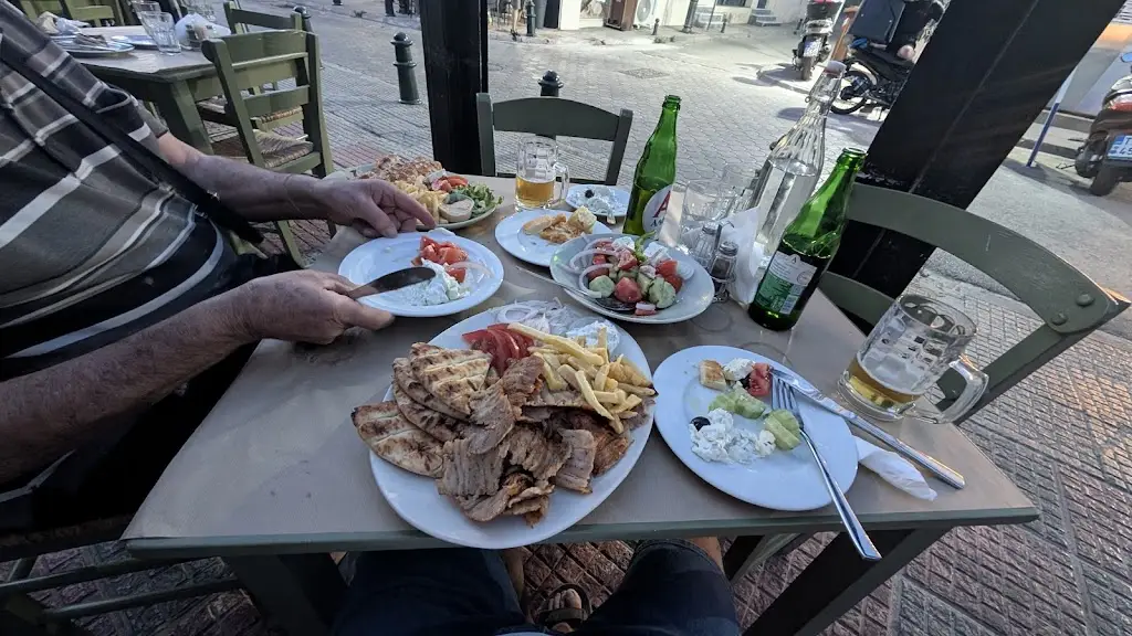 Jim_ΜΟΥΣΤΑΡΔΟΜΕΛΟ ΜΟΝΤΕΡΝΟ ΨΗΤΟΠΩΛΕΙΟ_Agios Dimitrios_recensione