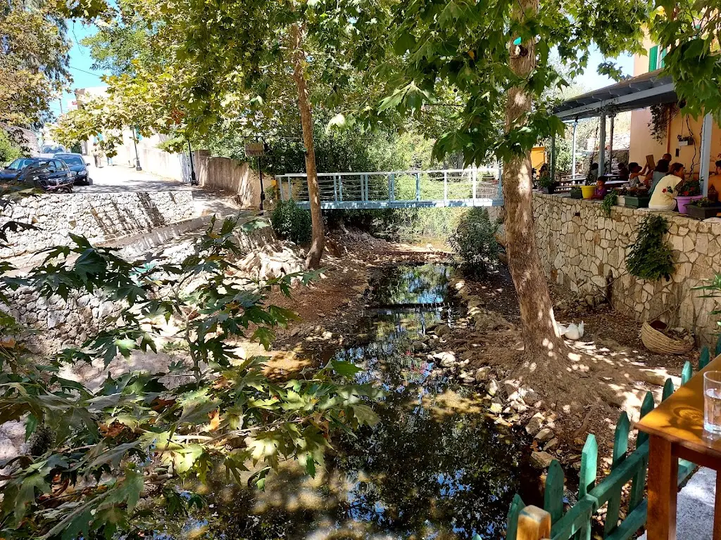 casa sul lago Restaurant in Kýthira