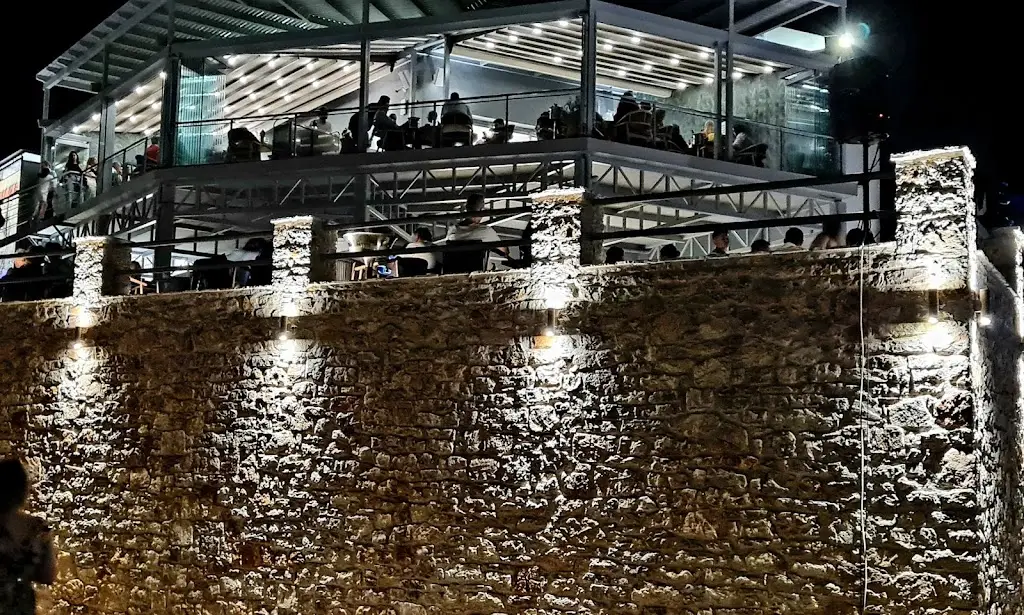 Evangelos P_Kamares Multivenue_Kýthira_Bewertung