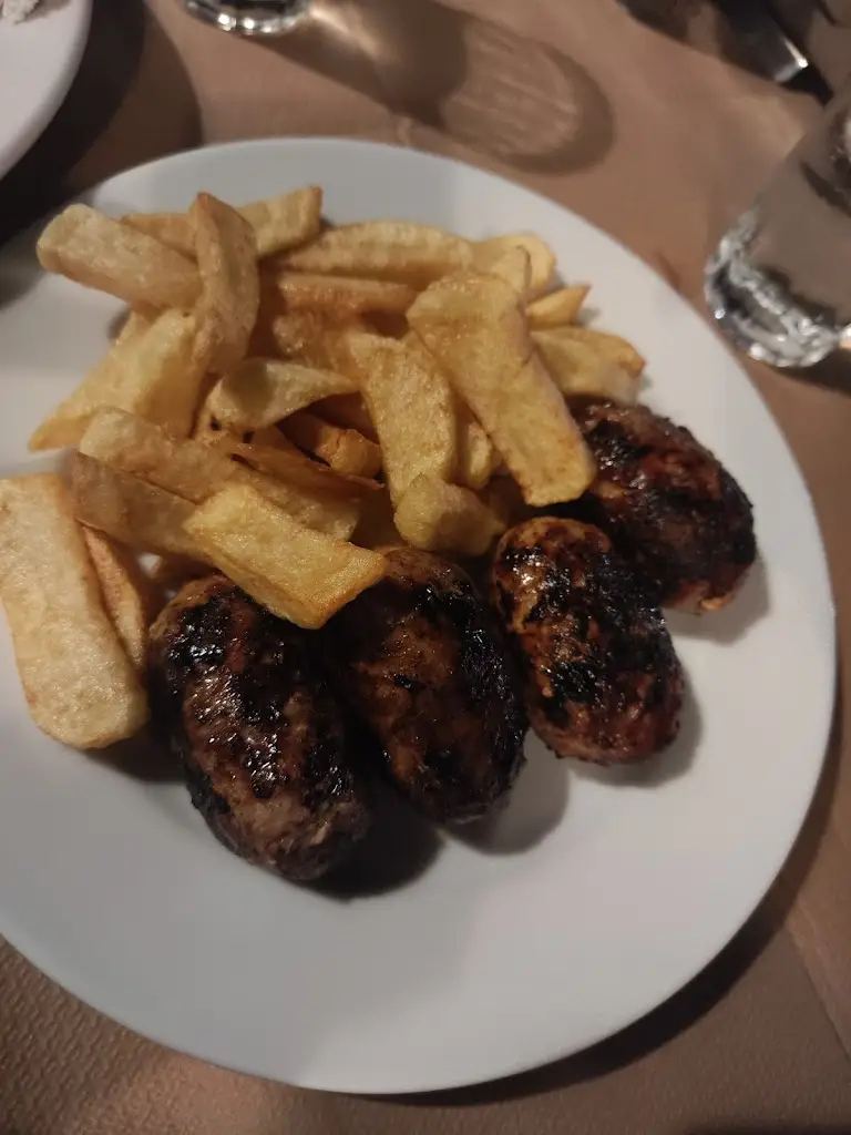 Radka Lopomo_Michalis_Kýthira_Bewertung