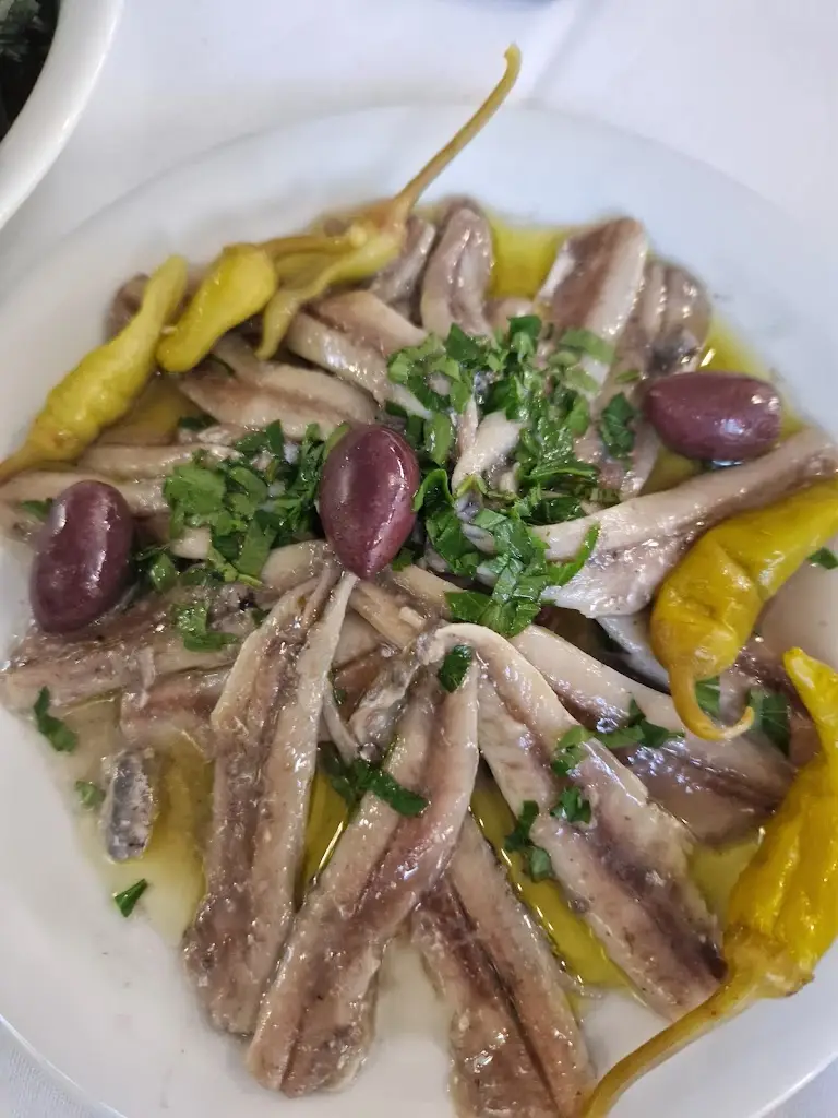 Menü_Logo timis..._Lykóvrysi_Bild_8