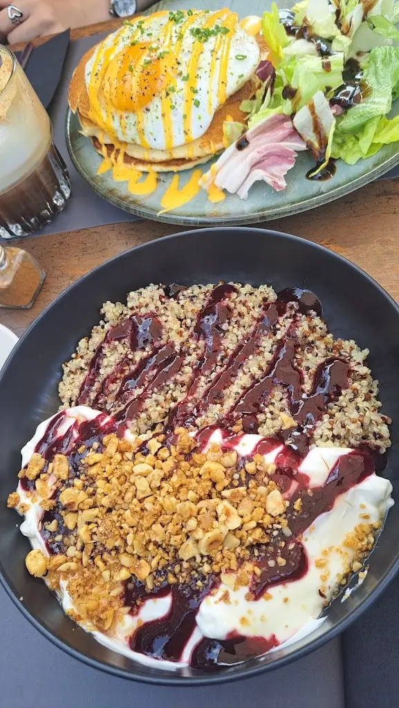 Menu_MAGU_Lykóvrysi_image_5