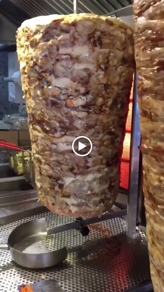 PIATSA SOYVLAKI_Agios Ioannis Rentis_slider_image_2