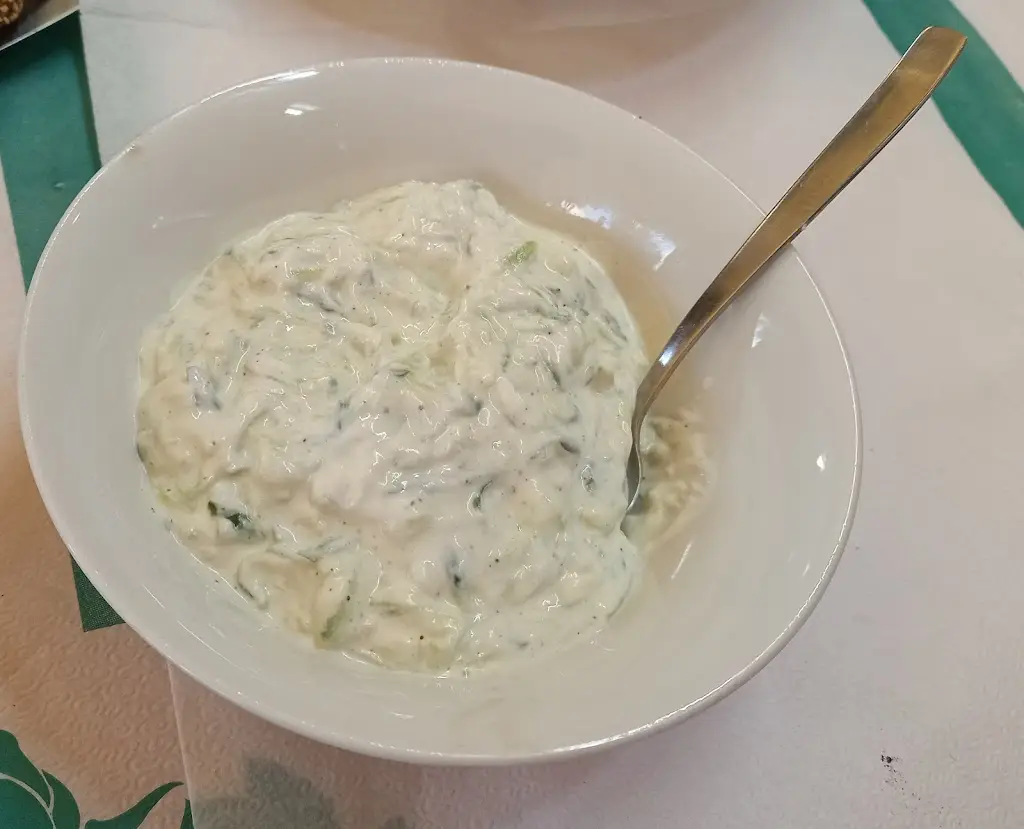 Menu_Βελατούρης Ταβέρνα_Mándra_image_9