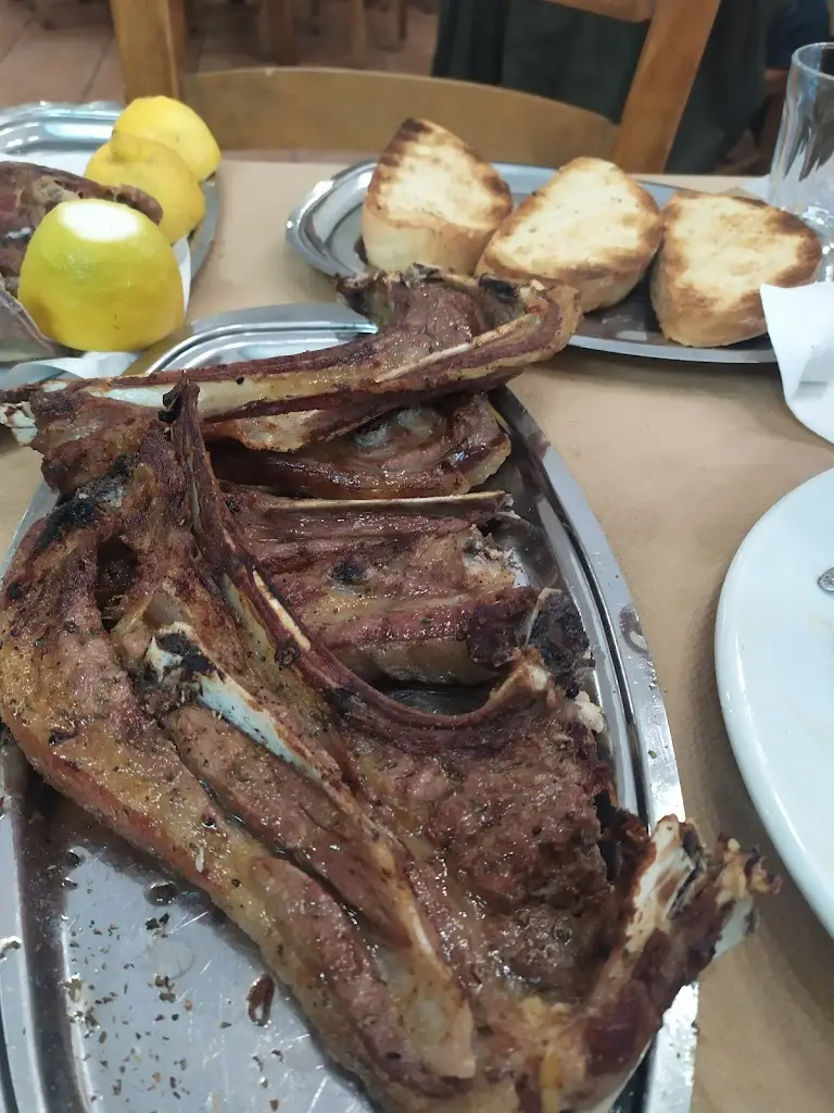 Menü_Ταβερνα-Κρεοπωλειο Μαρουγκας_Mándra_Bild_1