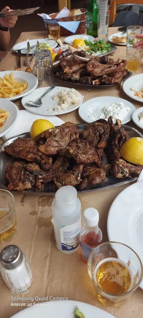 Menü_Ταβερνα-Κρεοπωλειο Μαρουγκας_Mándra_Bild_8