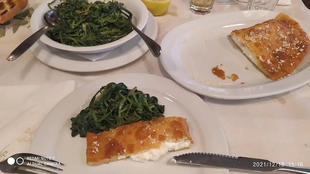 Menü_Elia taverna_Mándra_Bild_8