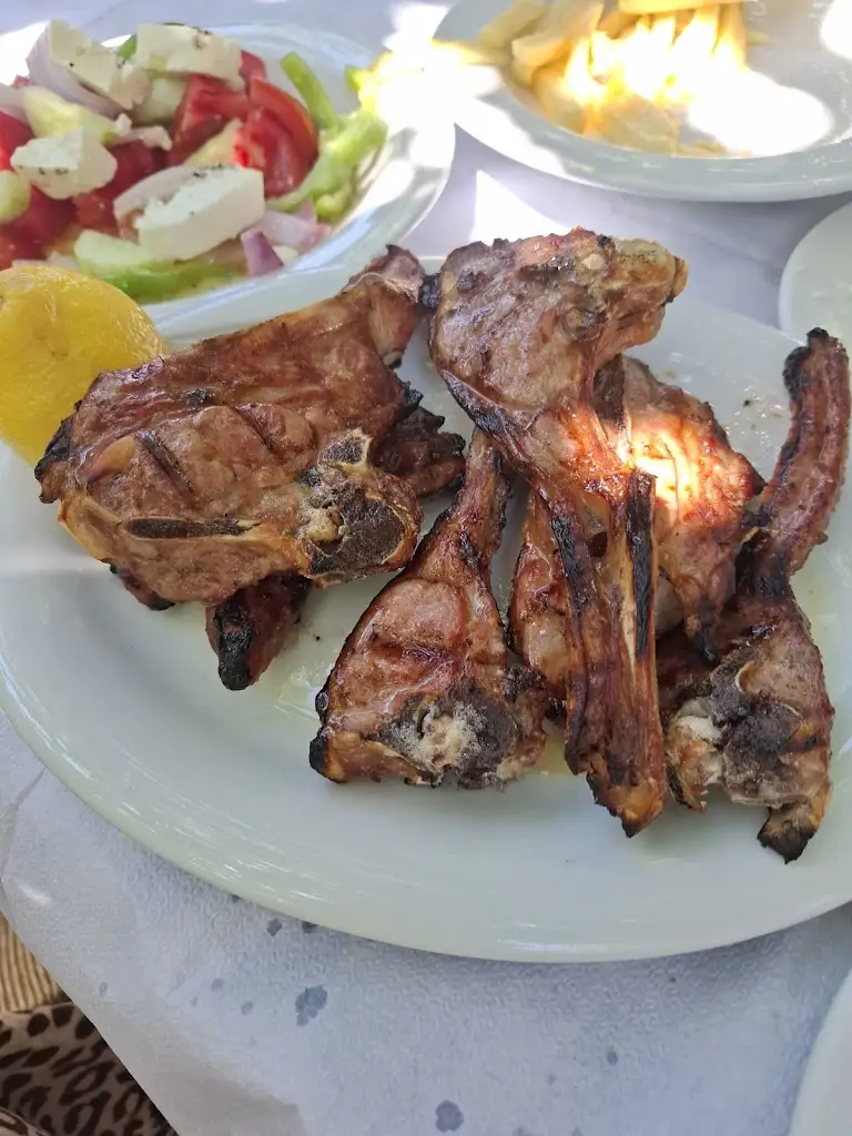 Ψησταριά ο Μελέτης_Mándra_slider_image_2