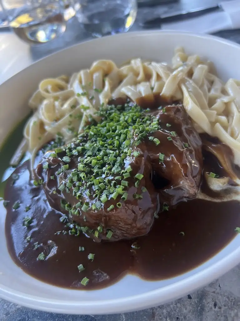 STRIGGLA_Maroúsi_slider_image_3