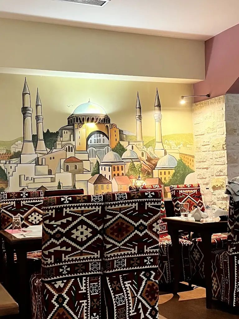 Selim bey_Maroúsi_slider_image_3