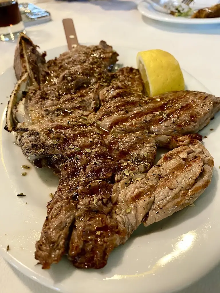 Vivian Xue_Beautiful Mulberries_Maroúsi_Bewertung