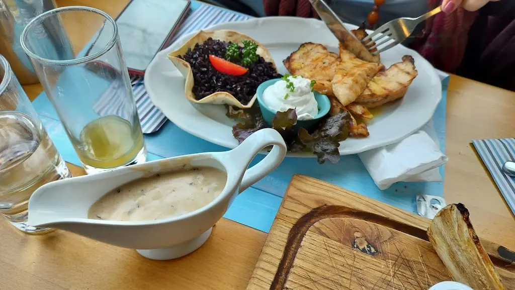 Paul Dreik_Μυρσίνη εστιατόριο_Markópoulo Oropoú_review