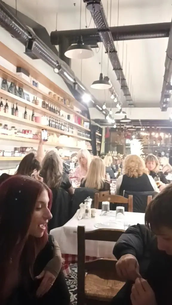 Τα Μεζεκλίκια της Λαχαναγοράς_Agios Ioannis Rentis_slider_image_2