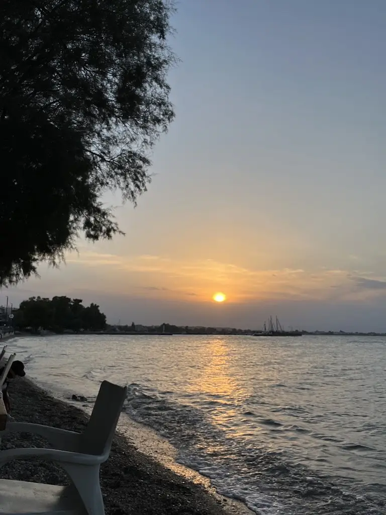 Joyce Monterose_Beat + Grill_Markópoulo Oropoú_review