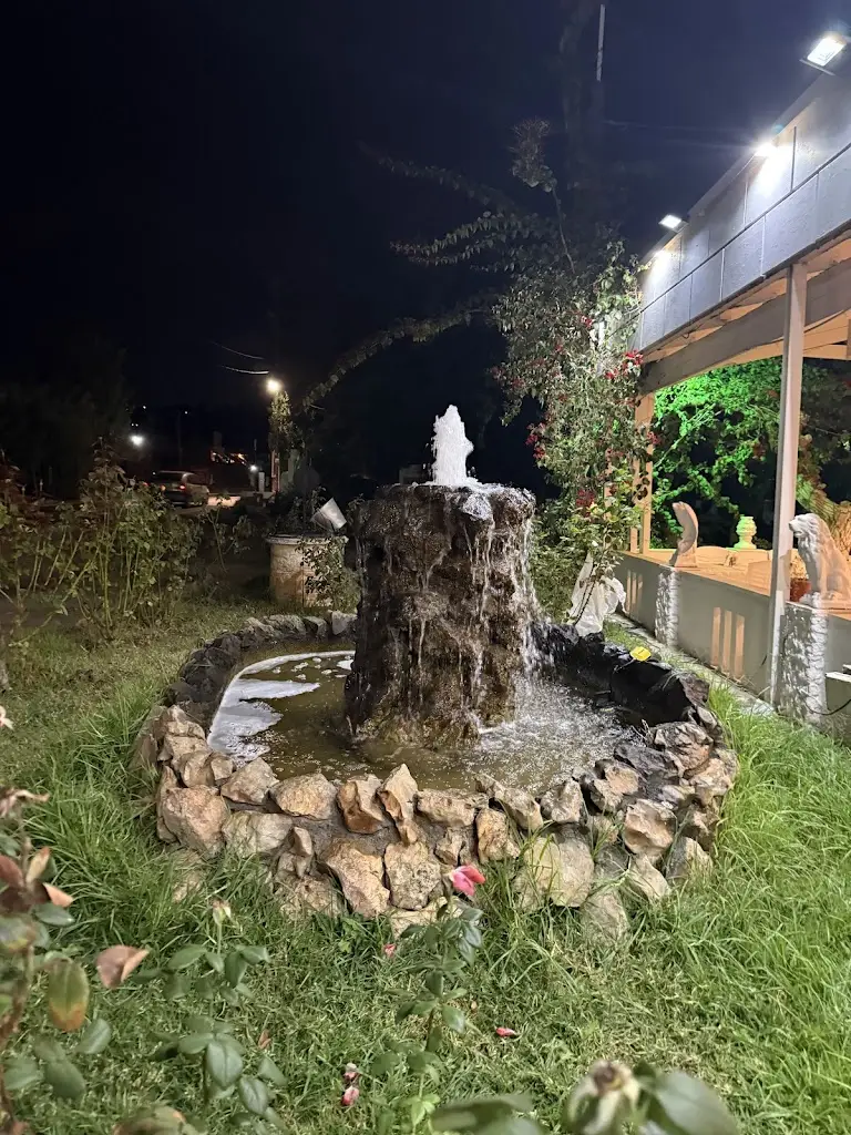 Mario_Taverna Christos Maria_Markópoulo Oropoú_review