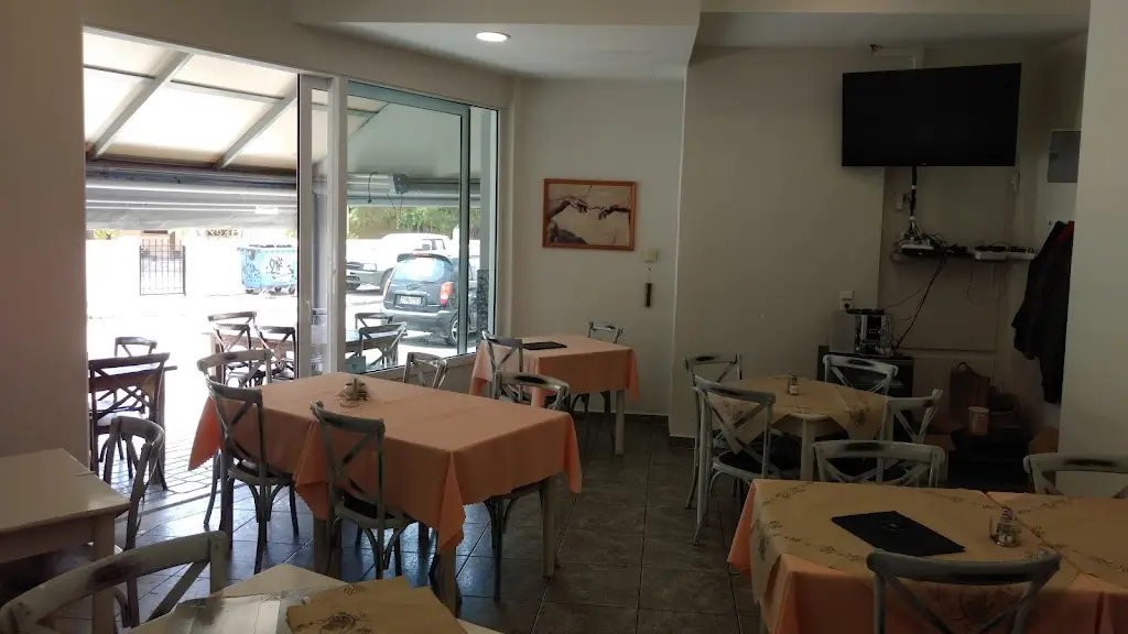 Sotiris Grill Restaurant Restaurant in Markópoulo