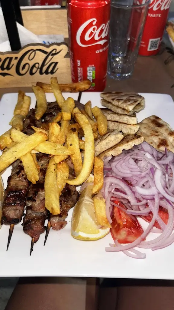 Athena Dalkos_Kalogyros_Markópoulo_Bewertung