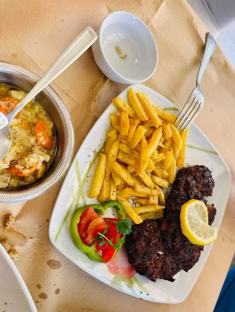 Menü_Oi_Markópoulo_Bild_6