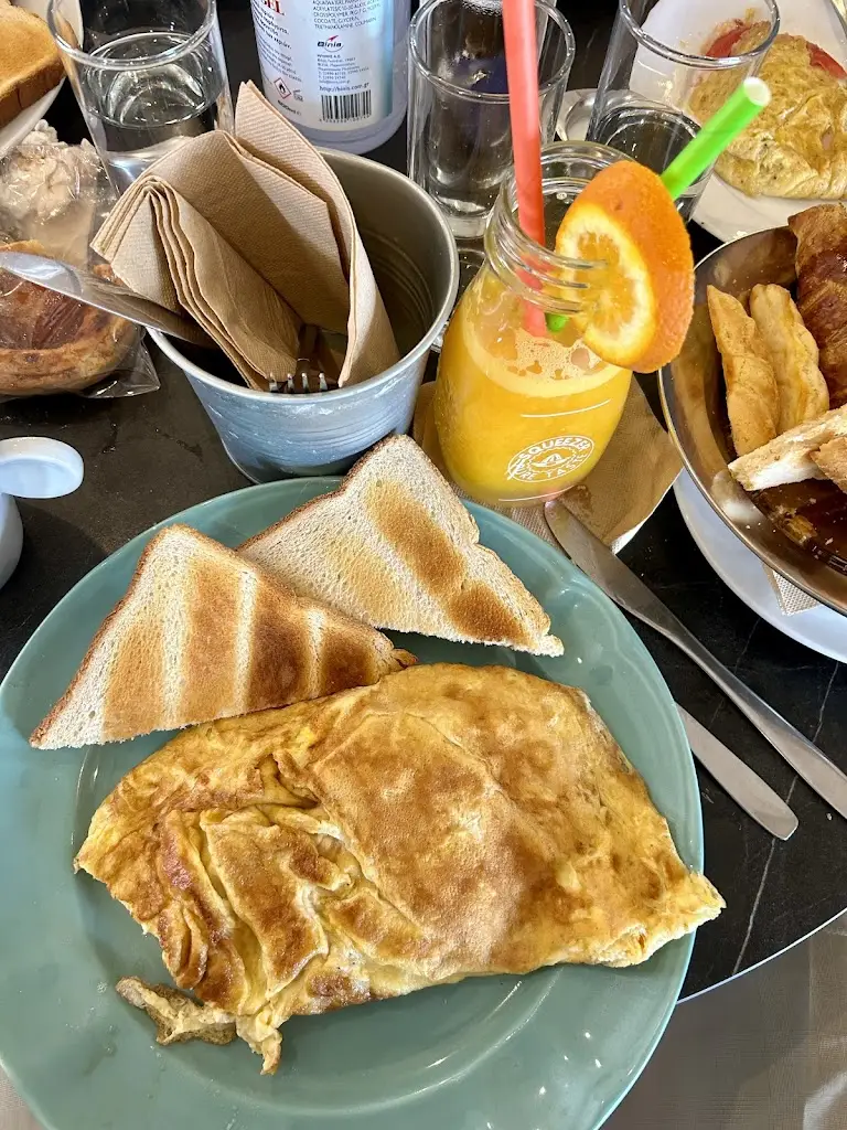 Menu_Fraggos all day cafe restaurant_Markópoulo_image_6