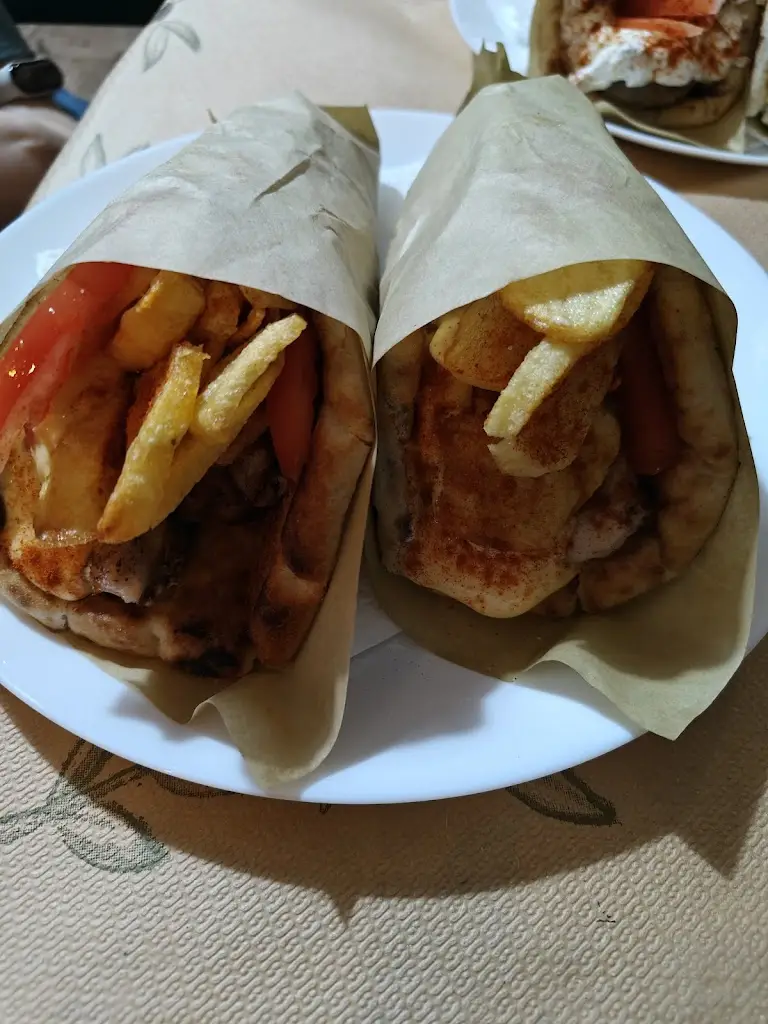 Menü_Σουβλάκι - Τα 2 αδέλφια_Markópoulo_Bild_4