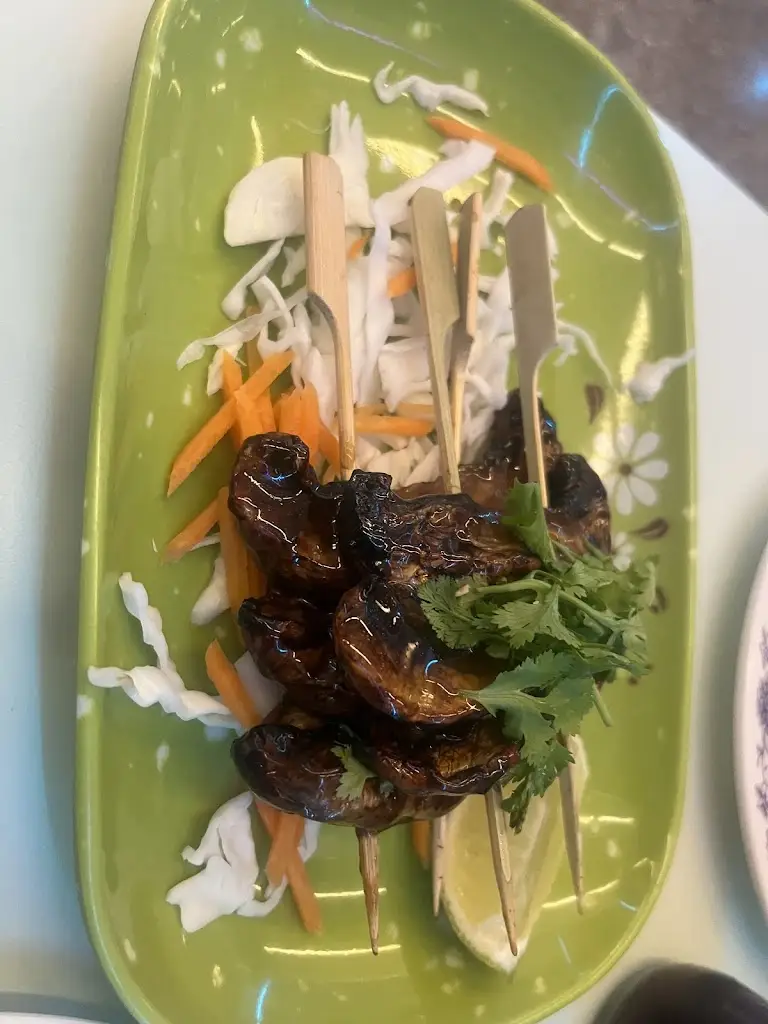 Bruna Beatriz_Tailandi_Melíssia_Bewertung