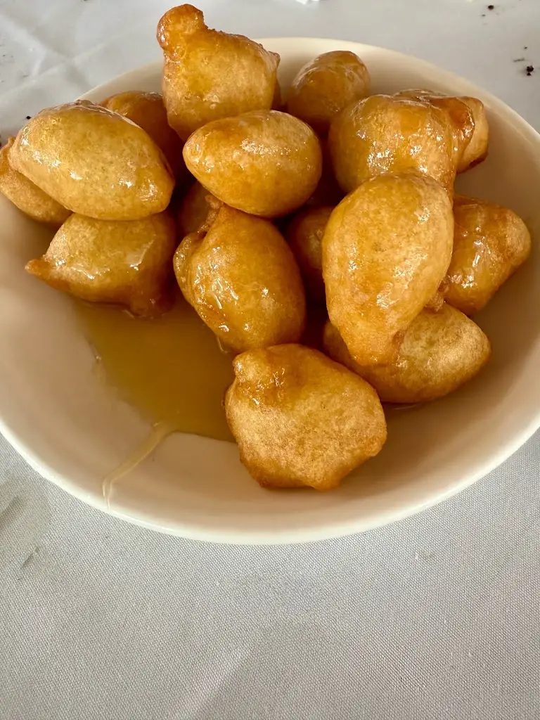 Good fish restaurant Porphyra_Melíssia_slider_image_3