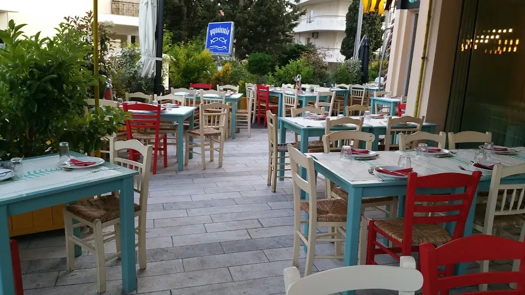 Psarokókkalo Restaurant in Melíssia