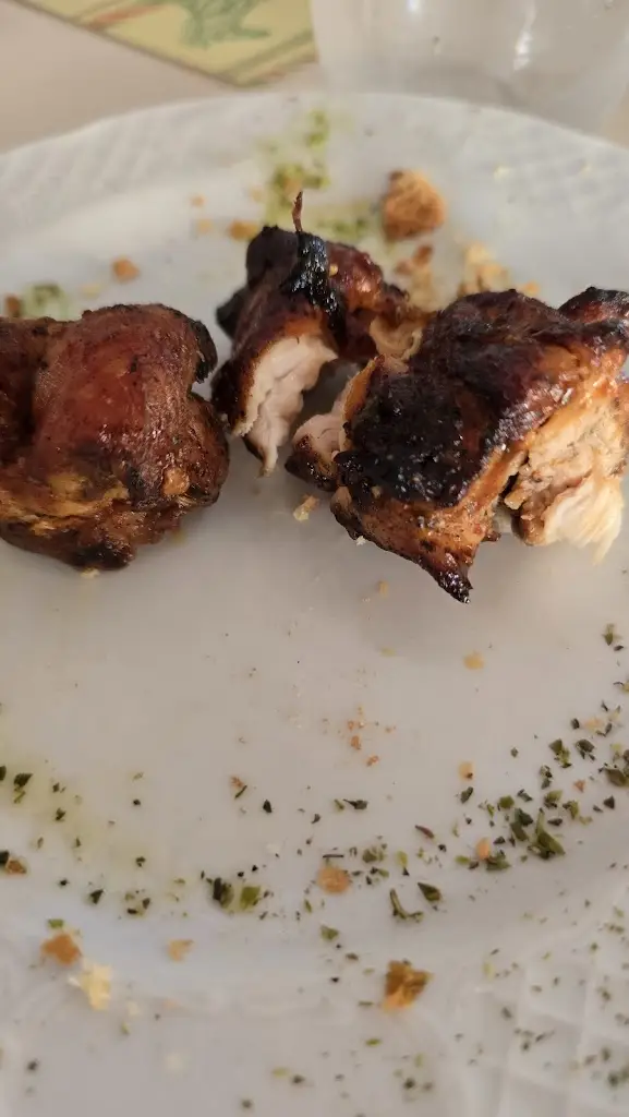 Keri Schregel_Kozi's_Melíssia_review