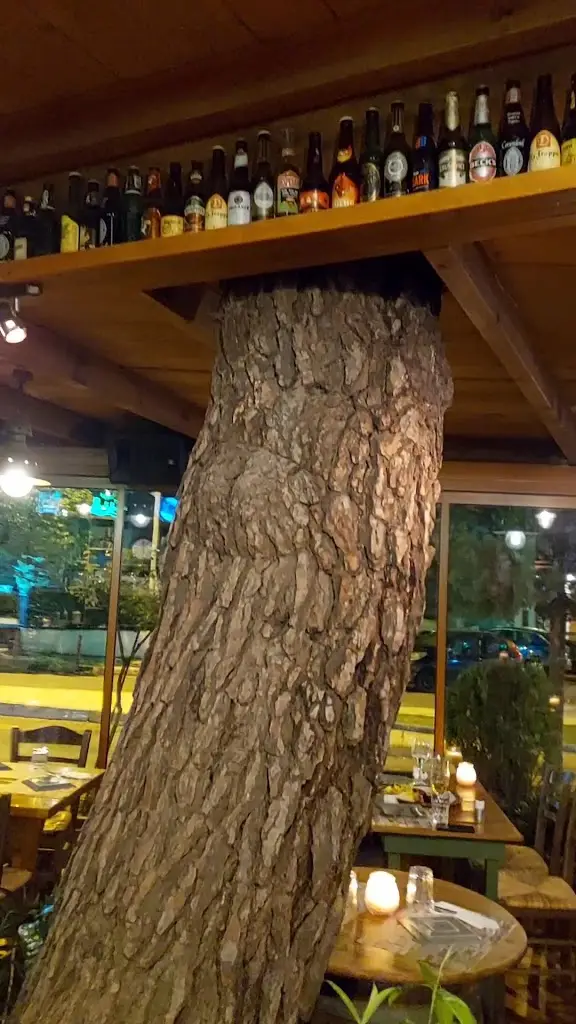 Gabriel Romanos_Beer Way_Melíssia_avis