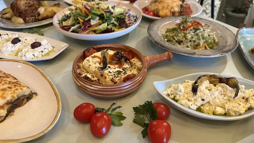 Mamaz κουzίνα - Μαγειρέματα στον Ξυλόφουρνο_Néa Erythraía_slider_image_3