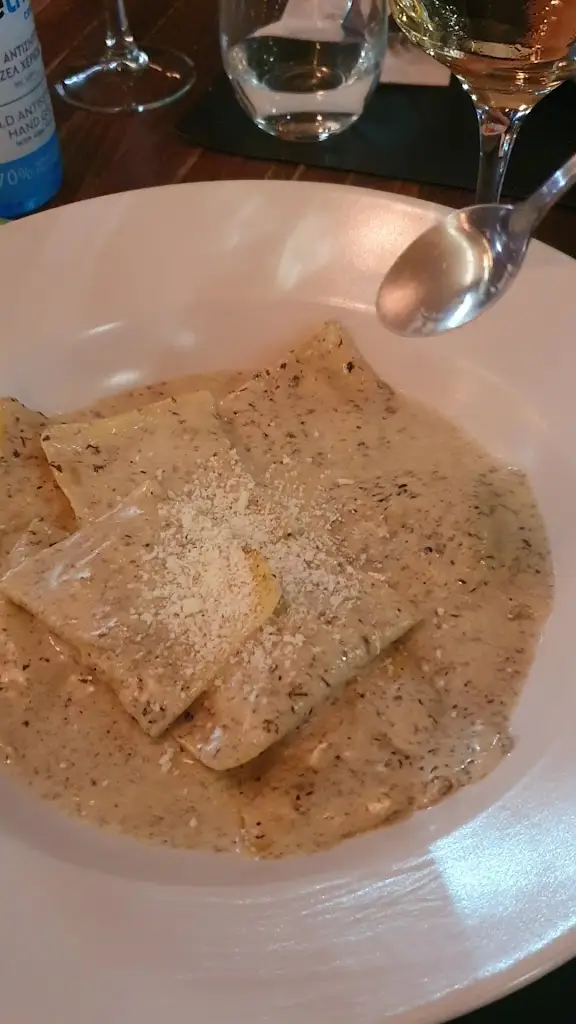 pastabar_Néa Filadélfeia_slider_image_2