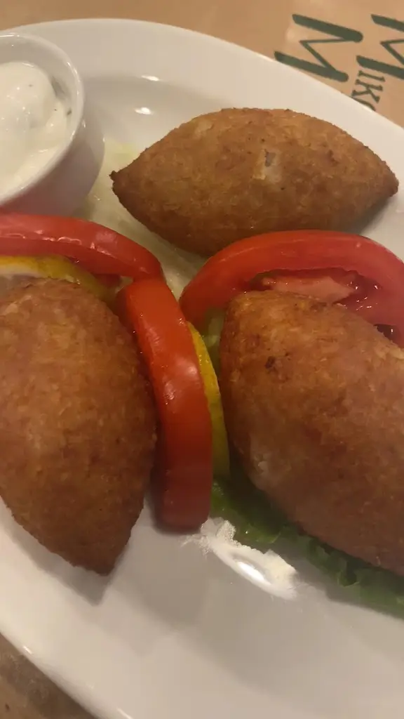 Filiz Aksoy_Μικρασιάτικο Μεζεδοπωλείο - Mikrasiatiko Mezedopoleio_Néa Filadélfeia_review