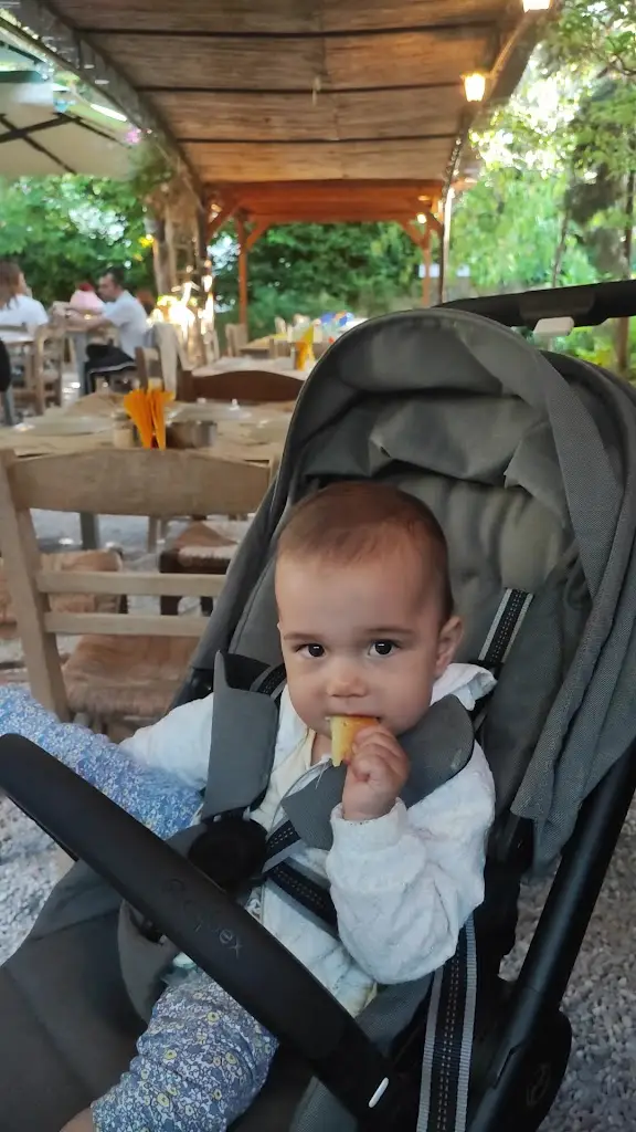 Melisses_Néa Filadélfeia_slider_image_2