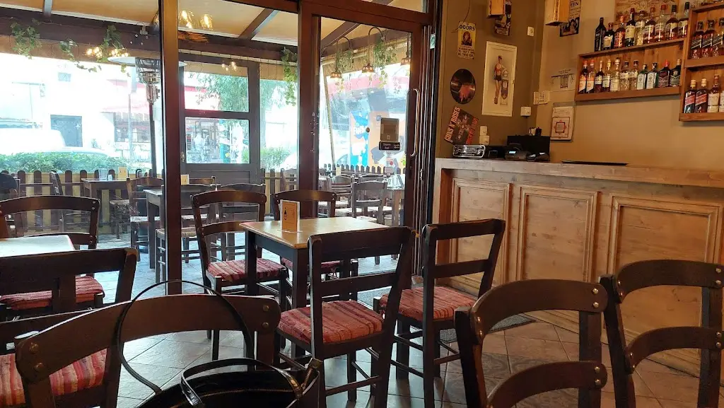 SPIROS NTZAN_Στου Λαγουδάκη_Néa Chalkidóna_Bewertung