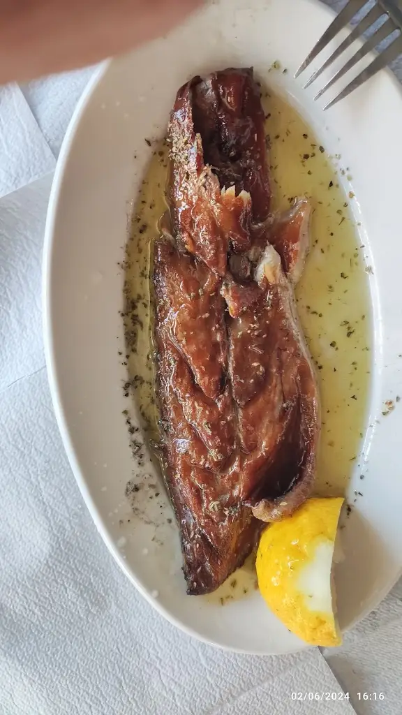 Menu_Almyra small plates_Néa Chalkidóna_imagen_5