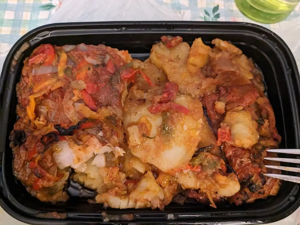 Viky Papathanassiou_Elia Traditional Kitchen_Néa Chalkidóna_review