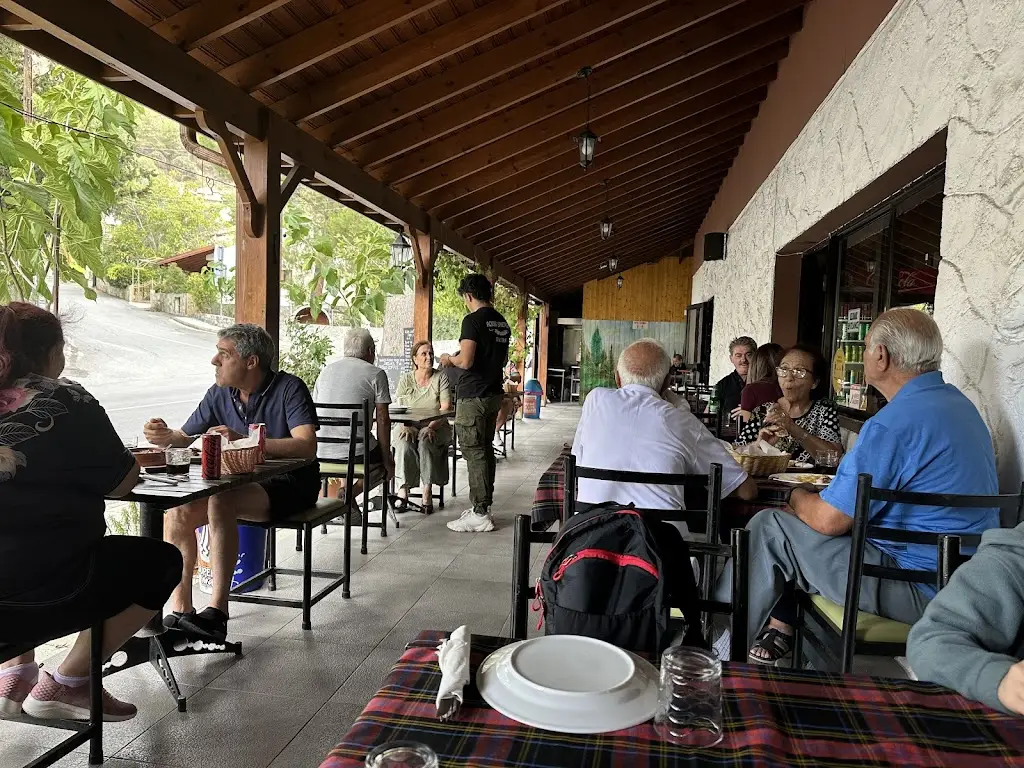 Rosemarie Simbulan_KFC Village_Agios Ioannis Rentis_review